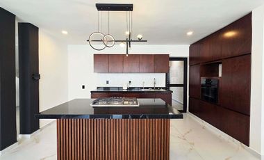 Casa en venta en Lomas del Dorado