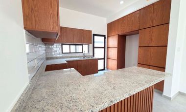 Casa en venta en Lomas del Dorado