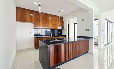 Casa en venta en Lomas del Dorado