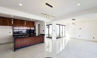Casa en venta en Lomas del Dorado