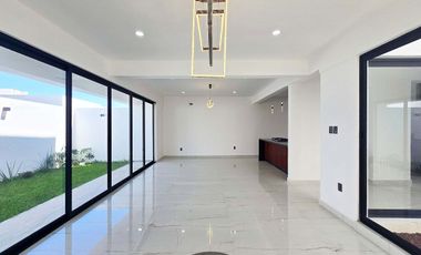 Casa en venta en Lomas del Dorado
