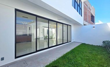 Casa en venta en Lomas del Dorado