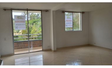 SE RENTA APARTAESTUDIO EN SECTOR SAN ANTONIO GUARNE