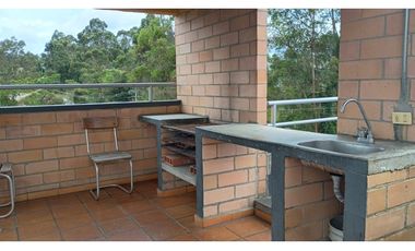 SE RENTA APARTAESTUDIO EN SECTOR SAN ANTONIO GUARNE