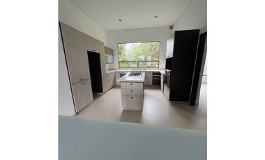 Casa en Arriendo en Envigado