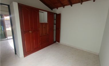 Arriendo casa en La Ceja