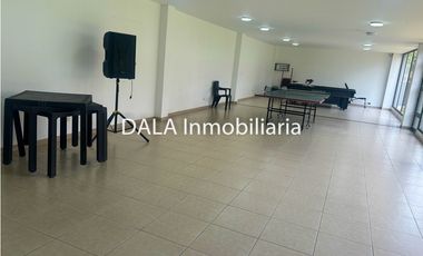 SE ARRIENDA  CASA EN CAJICA, SECTOR EL BOHIO