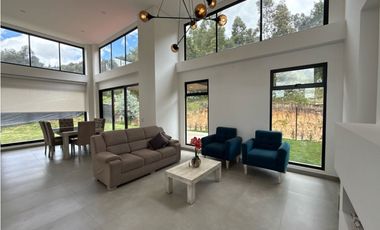 Venta hermosa Casa en Bosques de Renania