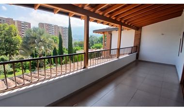 Casa en Arriendo La Mina Envigado