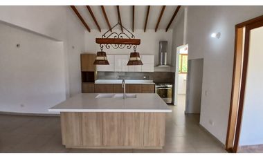 Casa en Arriendo La Mina Envigado