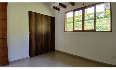 Casa en Arriendo La Mina Envigado