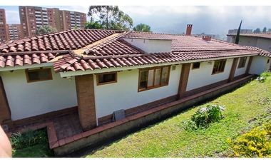 Casa en Arriendo La Mina Envigado