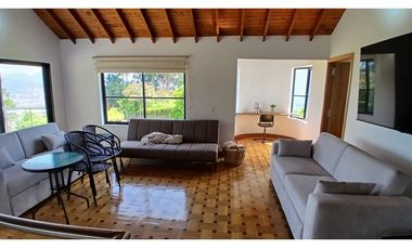 Casa en Arriendo La Mina Envigado