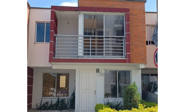 Se arrienda casa en Galicia Pereira