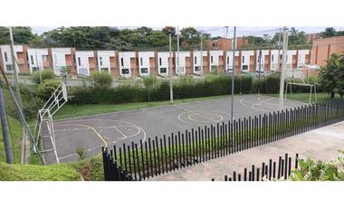 Se arrienda casa en Galicia Pereira