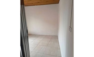 ¡SE VENDE CASA EN PUERTO CALDAS!