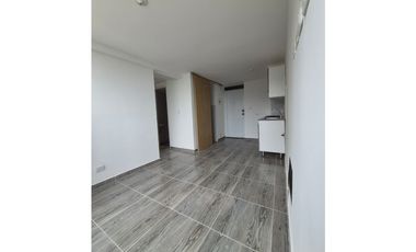 Apartamento en alquiler - Alcázares, Manizales