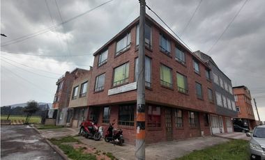 SE VENDE APARTAMENTO SEGUNDO PISO EN VILLAS DEL ROSARIO