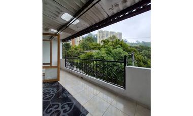 Casa en alquiler - Alcázares, Manizales