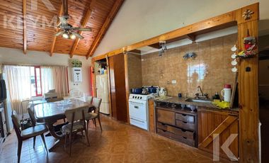 Casa venta en 15 entre 56 y 58 - Villa del Plata - Punta Lara