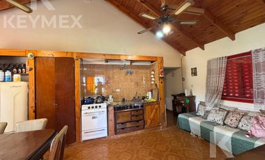 Casa venta en 15 entre 56 y 58 - Villa del Plata - Punta Lara