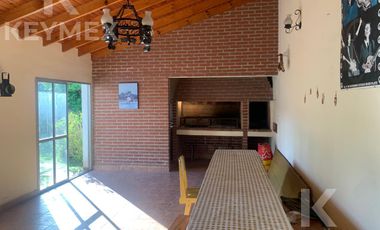 Casa venta en 15 entre 56 y 58 - Villa del Plata - Punta Lara