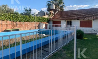 Casa venta en 15 entre 56 y 58 - Villa del Plata - Punta Lara