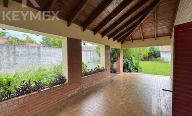 Casa venta en 15 entre 56 y 58 - Villa del Plata - Punta Lara