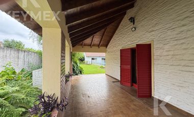 Casa venta en 15 entre 56 y 58 - Villa del Plata - Punta Lara
