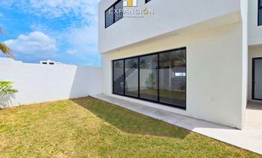 Casa en venta en Lomas del Dorado