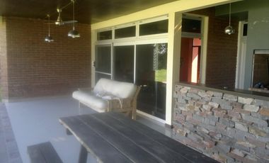 Casa de categoria en  San Justo (Sta Fe)