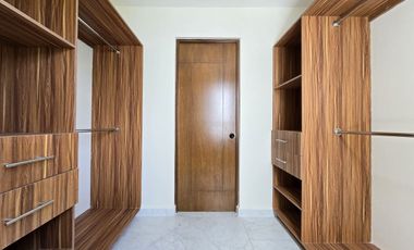 Casa en venta en Lomas del Dorado