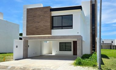 Casa en venta en Lomas del Dorado