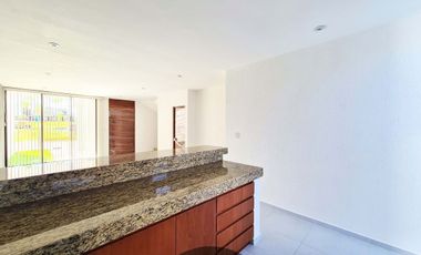 Casa en venta de Lomas Dorado