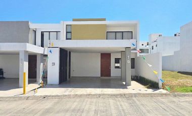 Casa en venta de Lomas Dorado