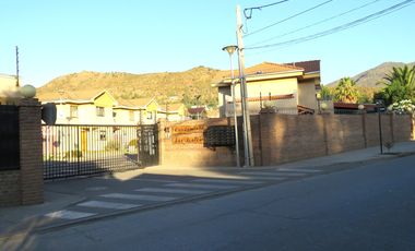 Casa en Venta 3D 3B Condominio Las Azaleas Machalí | Amplio Terreno 236 m² + Patio + Balcones