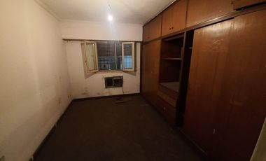 Departamento en  planta baja en Remedios de Escalada