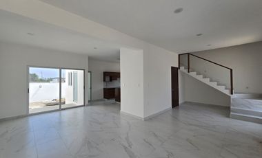 Casa en venta en Lomas del Dorado