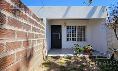 2 Departamentos con Terreno Libre - Colon