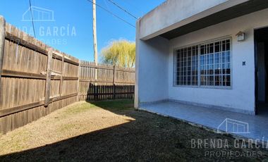 2 Departamentos con Terreno Libre - Colon