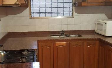 Oportunidad para 2 Familias – 2 Casas en Block con Jardín y Pileta