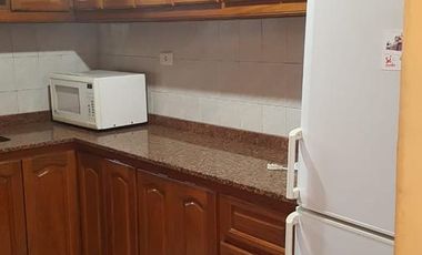 Oportunidad para 2 Familias – 2 Casas en Block con Jardín y Pileta
