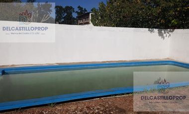 Oportunidad para 2 Familias – 2 Casas en Block con Jardín y Pileta