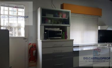 Oportunidad para 2 Familias – 2 Casas en Block con Jardín y Pileta