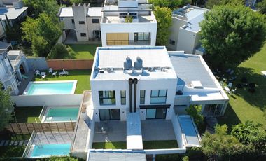 Departamento tipo duplex en venta en City Bell