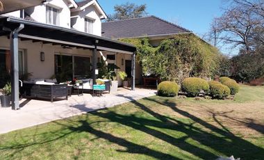 Alquiler Residencial Premium en Country Los Cerrillos – Pilar