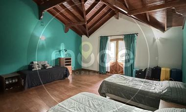 Importante chacra con amplia vivienda