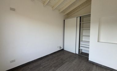 PH tipo Dúplex en venta en complejo en Del Viso