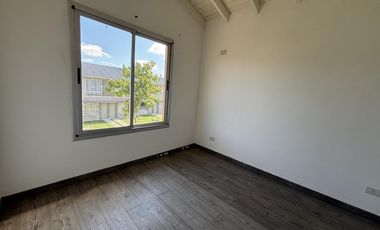 PH tipo Dúplex en venta en complejo en Del Viso