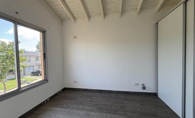 PH tipo Dúplex en venta en complejo en Del Viso